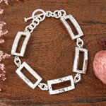 Sterling Silver Hammered Open Door Link Bracelet (Mexico)