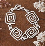 Sterling Silver Hammered 'Maze' Link Bracelet (Mexico)