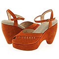 Natural Comfort D100 Rust Suede