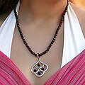 'Peacock Plume' Garnet Necklace (Indonesia)
