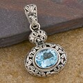 Blue Topaz Silver 'Cowi' Motif Pendant (Indonesia)