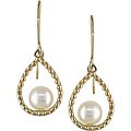 10k Gold Pear-shape FW Pearl Earrings (4.5-5 mm)