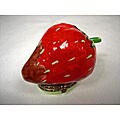 Limoges Chocolate Dipped Strawberry Box