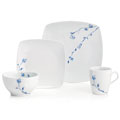 Mikasa 'Wispy Floral' Basic 16-piece Dinnerware Set