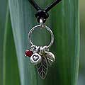 Silver/ Leather 'Charms of Love' Pearl/ Garnet Choker (Thailand)