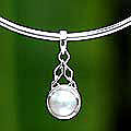 Sterling Silver Pearl 'Suspense' Choker (Indonesia)
