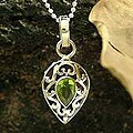 Sterling Silver and Peridot 'Lime Lace' Necklace (India)