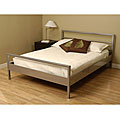 Studio Queen-size Platform Bed