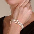 Cultured Freshwater Triple-strand Pearl Bracelet (4.5-5 mm)