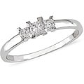 14k White Gold 1/4ct TDW Princess Diamond Three-Stone Ring (I-J/ I2)