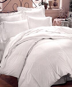 Naples 700 Thread Count Goose Down Comforter